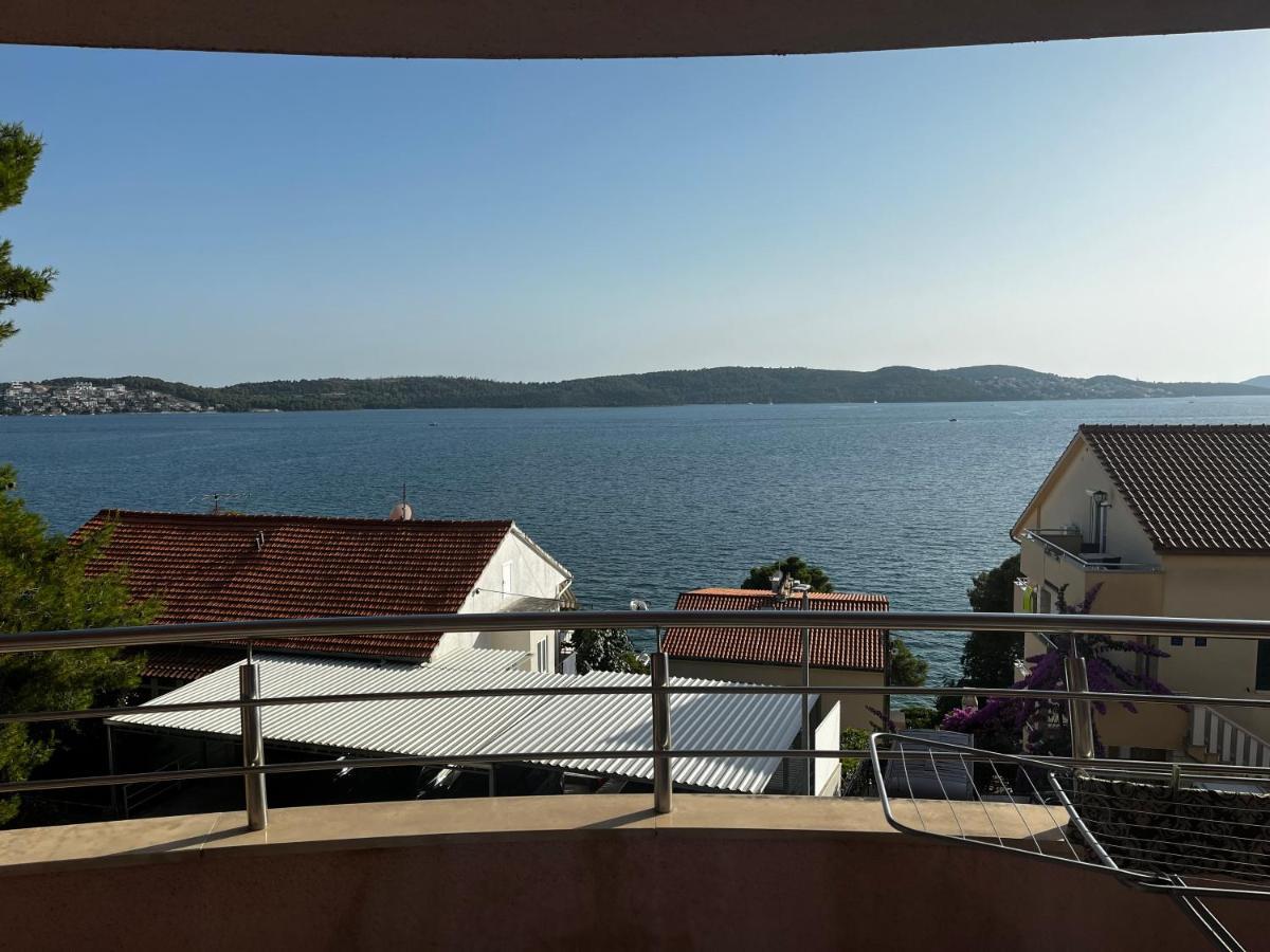 Apartman Lucia Trogir Exterior foto